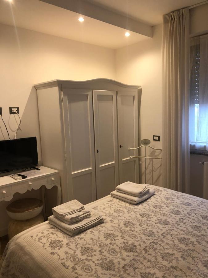 Bed and Breakfast La Rosa Bianca Rozzano Exterior foto